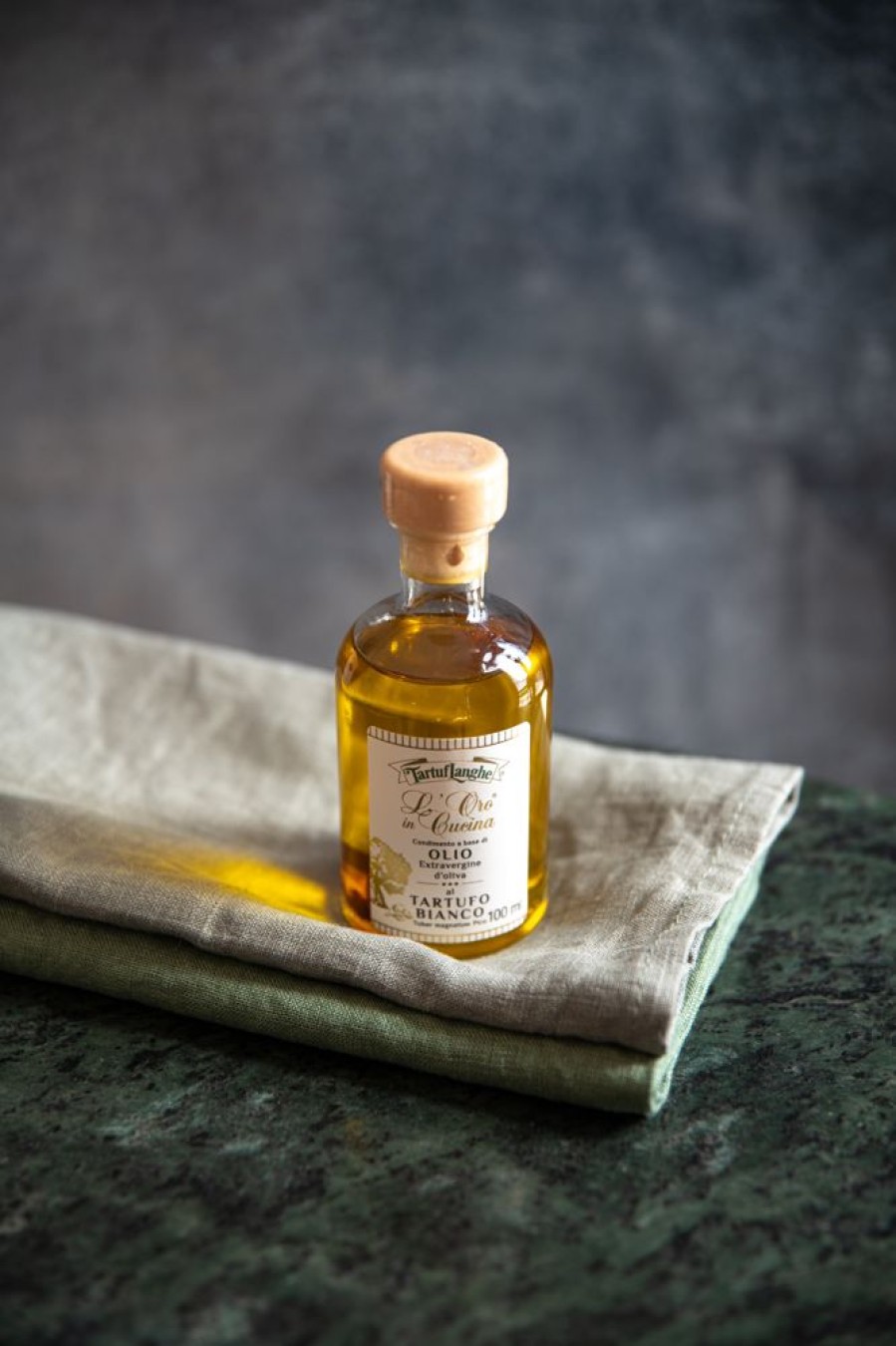 Olive Oil TartufLanghe | White Truffle Extra Virgin Olive Oil